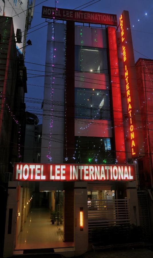 Hotel Lee International Kalkuta Zewnętrze zdjęcie
