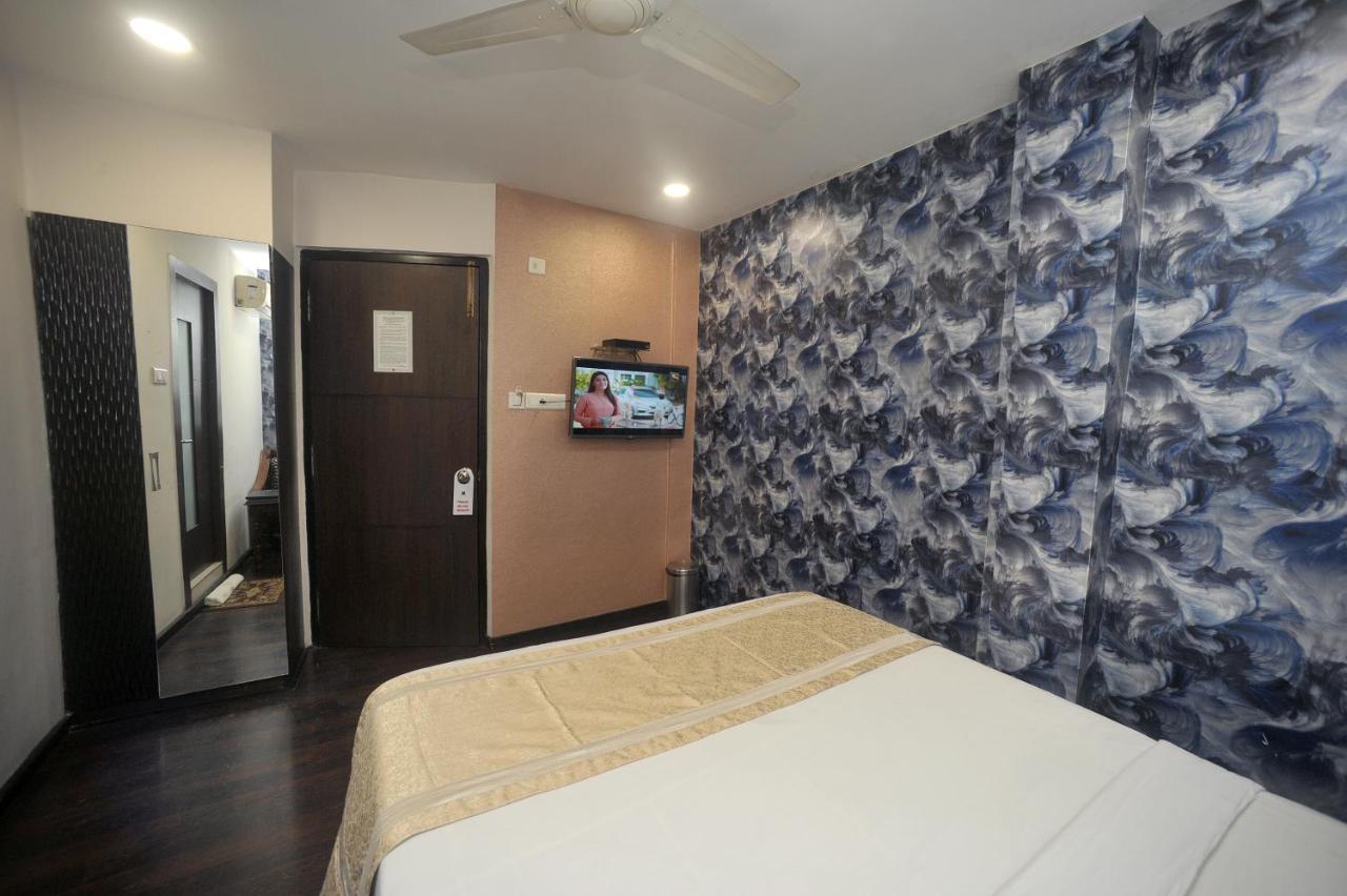 Hotel Lee International Kalkuta Zewnętrze zdjęcie